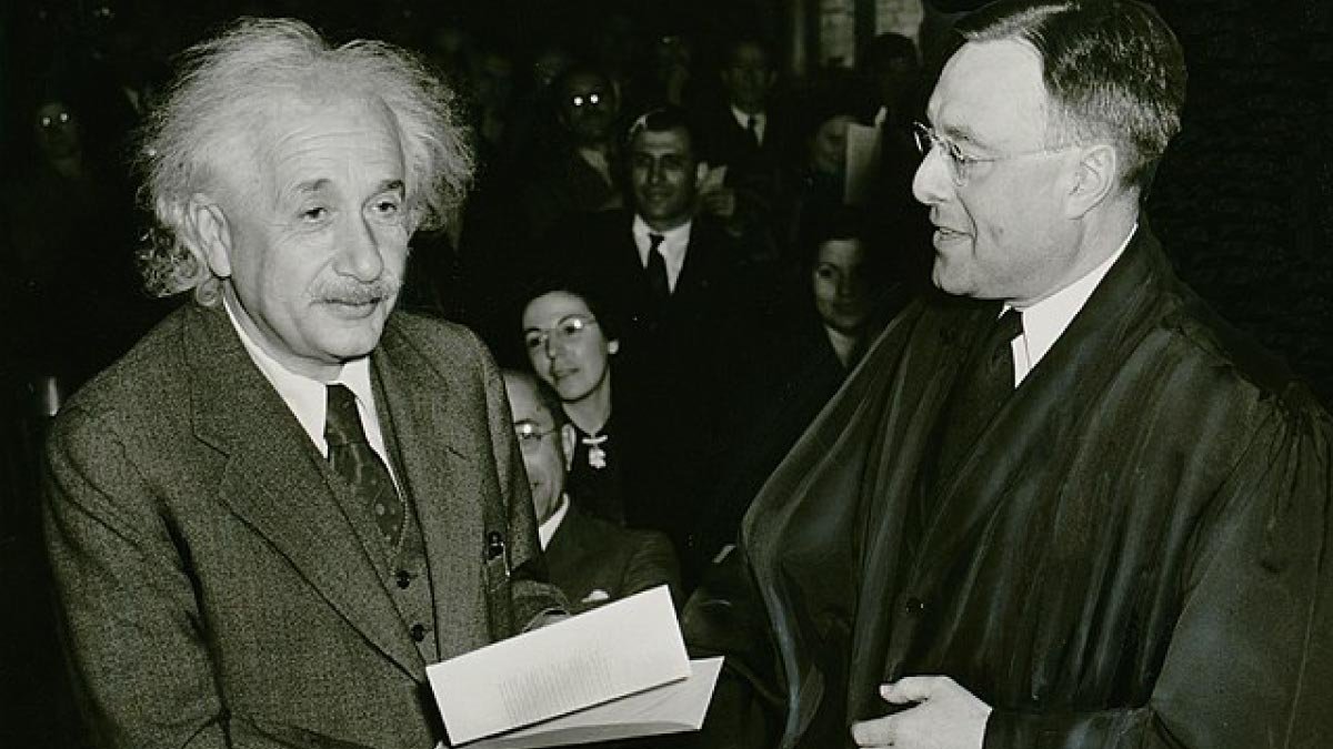 Vol.07 アルベルト・アインシュタイン/ 理論物理学者