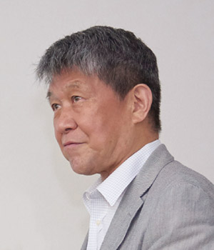 早稲田大学名誉教授 名古屋 俊士 氏