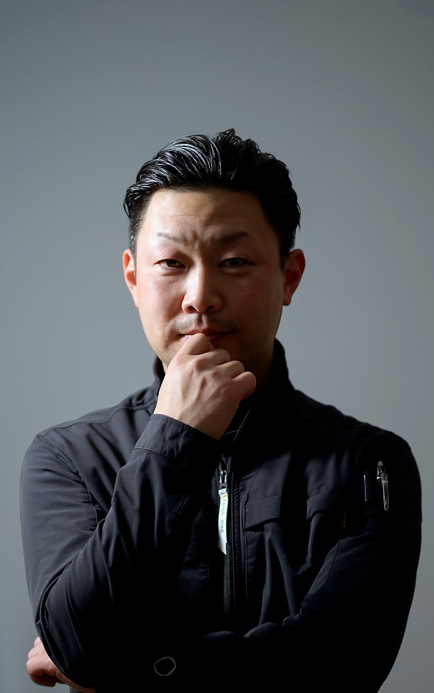 スタッフサムネイル